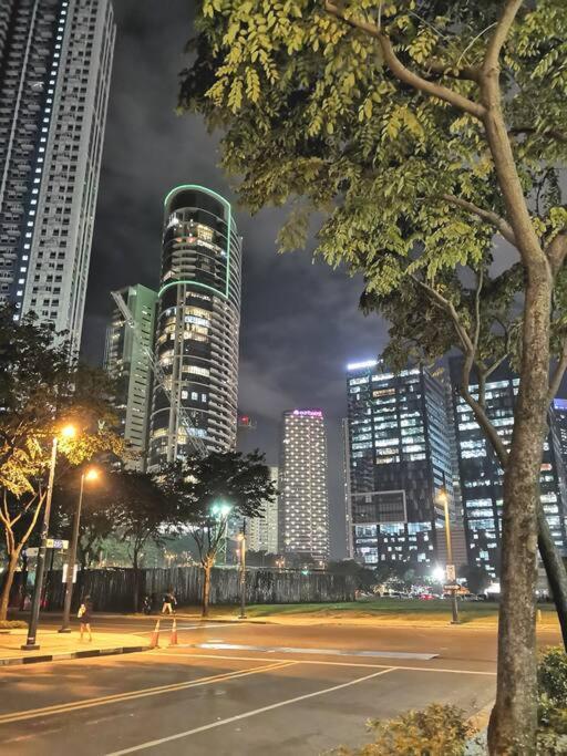 Apartmán New 2Br Of 86Sqm With Parking & Netflix In Bgc Manila Exteriér fotografie